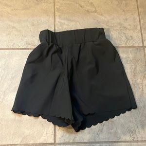 Jo+Jax Rocky shorts in black. Never worn! Size YM (8-10)All tags still attached!